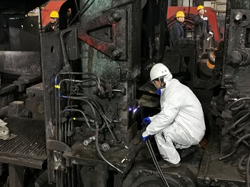 軋機機架平衡塊、砧鐵接觸面磨損修
